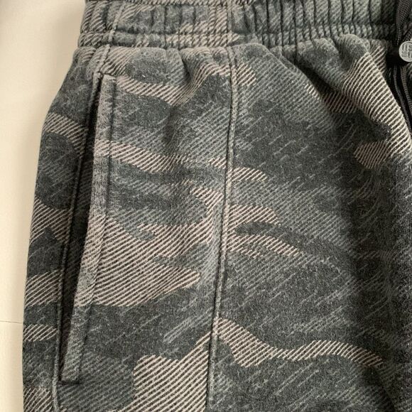 AND1 Cropped Camo Boys Authentic Pants Size M (boy) - Picture 5 of 14
